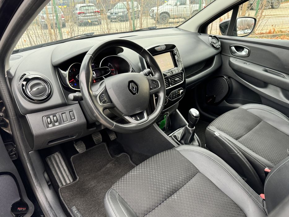 RENAULT CLIO - 1.5dCi - 90CP - 2018 - Exclusive - LED/NAVI - E6