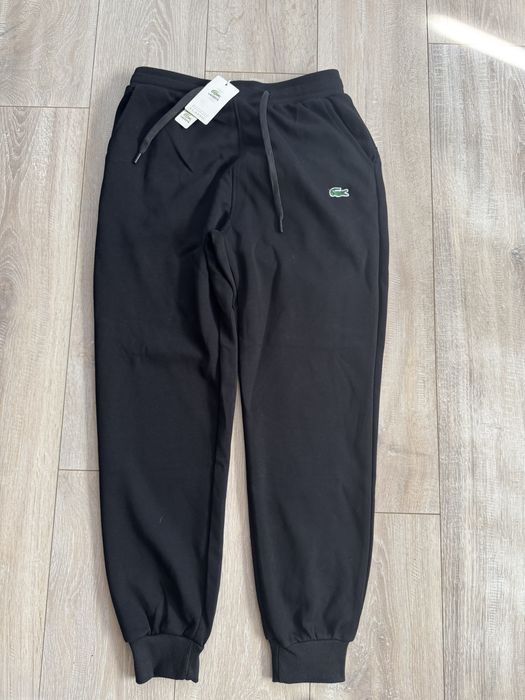 Панталон на lacoste