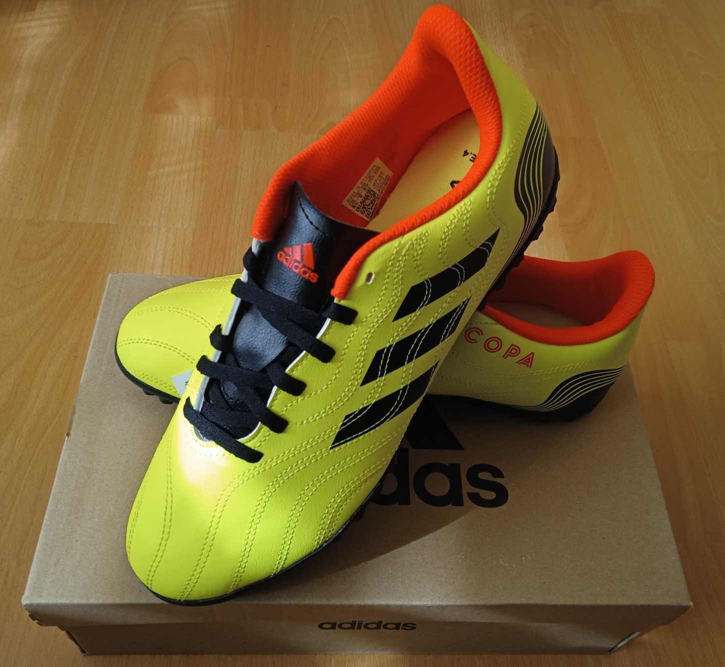 Обувки/стоножки  Адидас/Adidas - 39 1/3, 42, 44