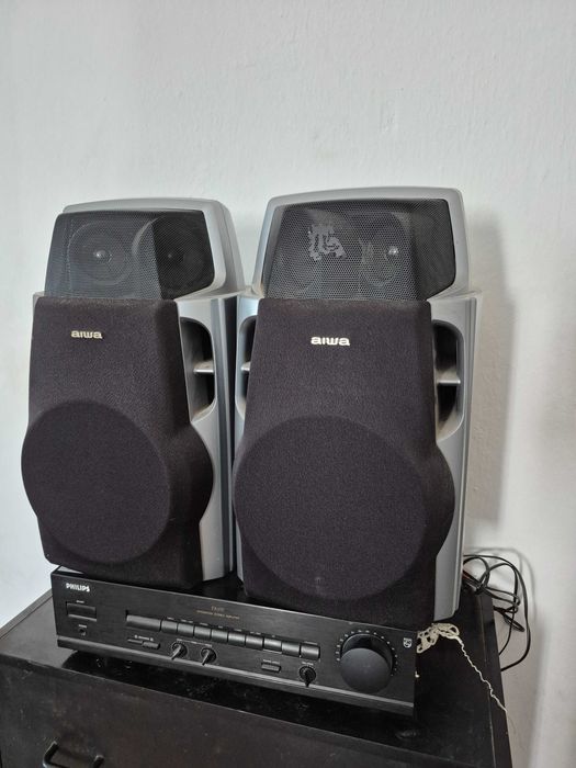 Vând stație philips cu boxe