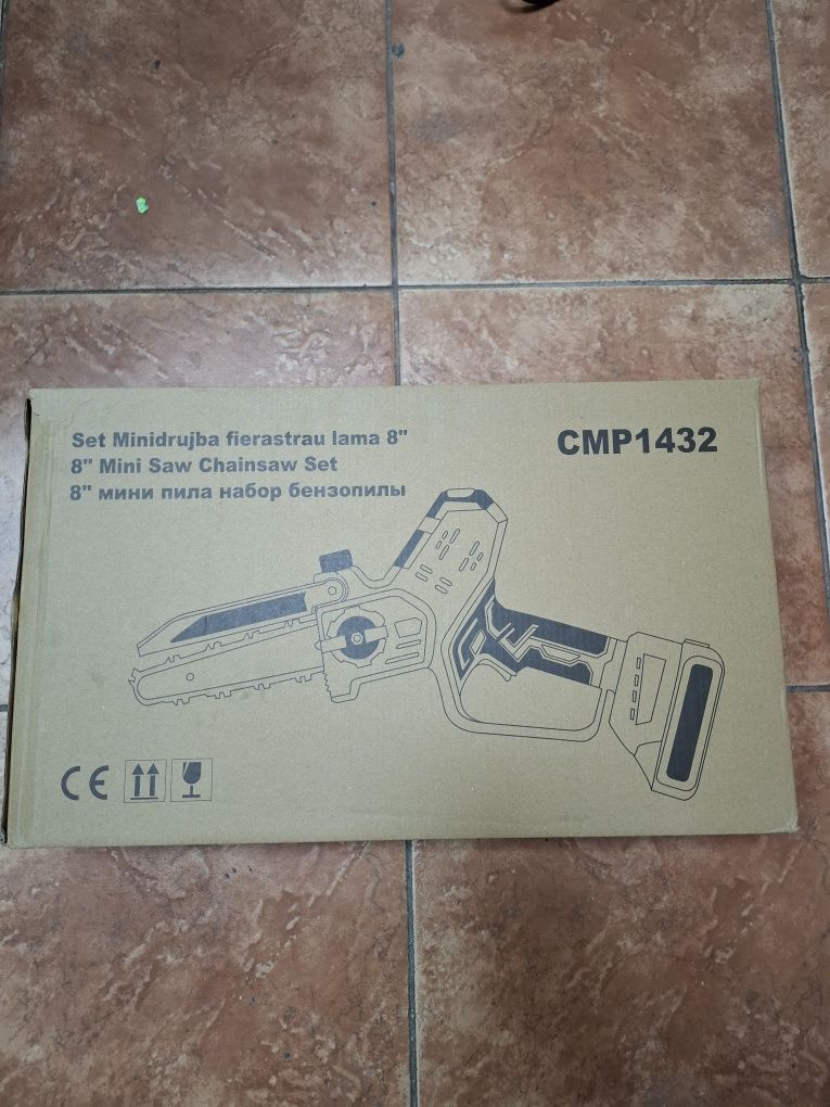 Minidrujba Ferăstrău electric 36V cu lama 20cm 8"" ungere lant automat