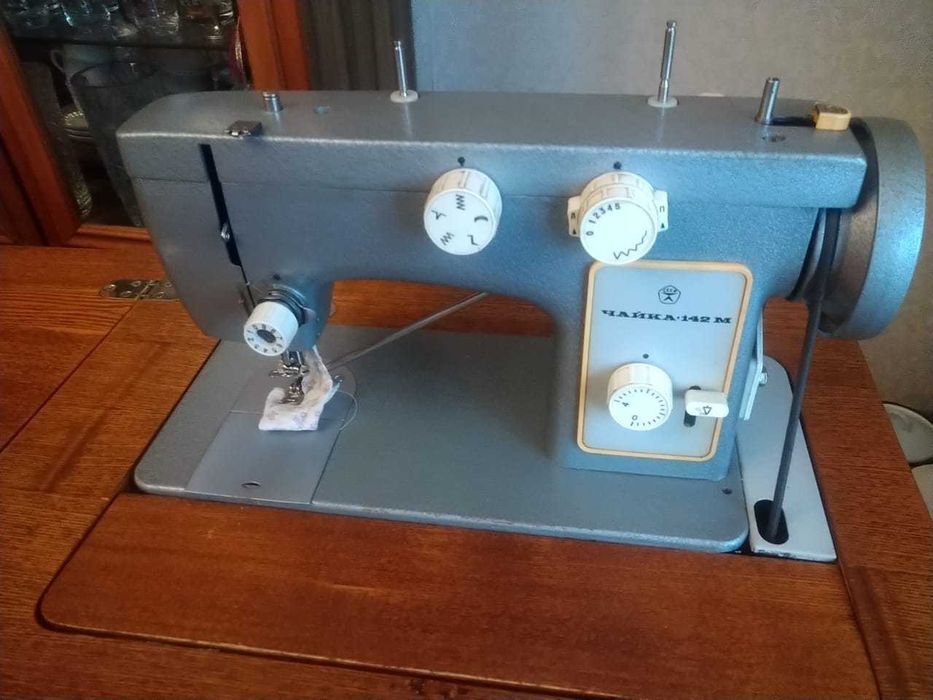 Швейная машинка  «Чайка» 142 М