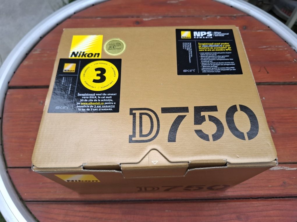 Nikon D750 ca nou