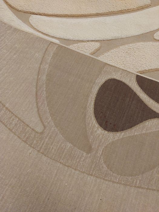 Коверь в отличном состоянии 3 на 2