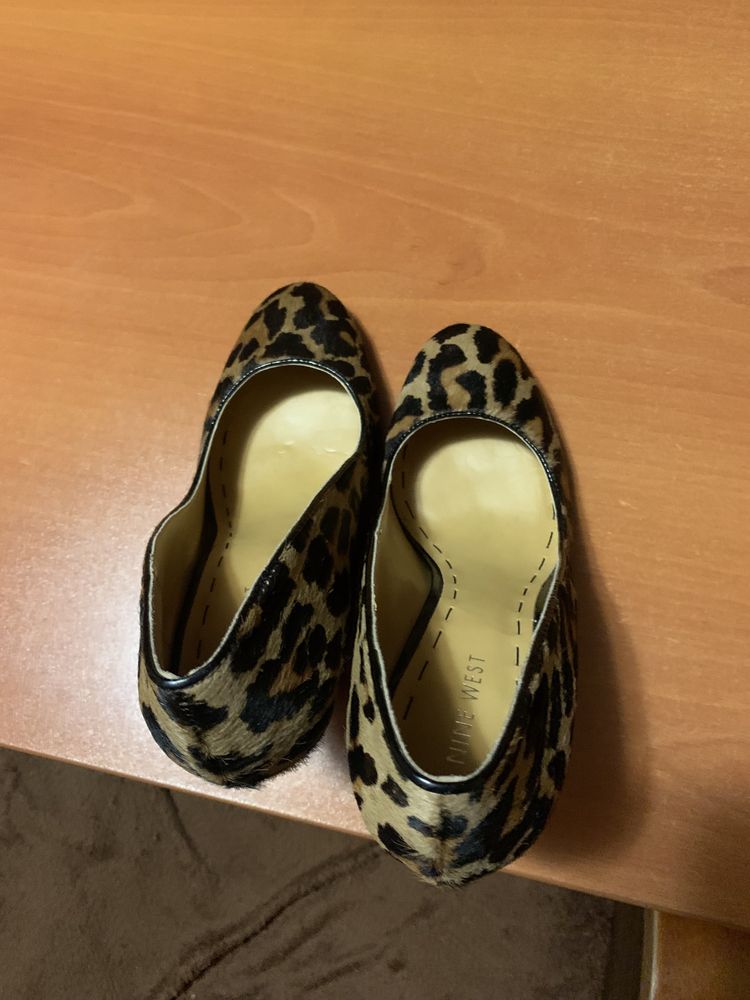 Обуви тигрови с косъм от пони Nine West