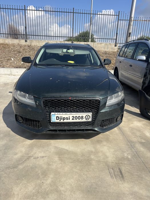 Audi A4 На части