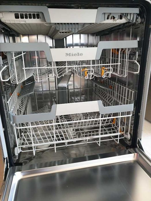 Inox - Съдомиялна Miele - Auto Open - 14 Комплекта - Свободностояща