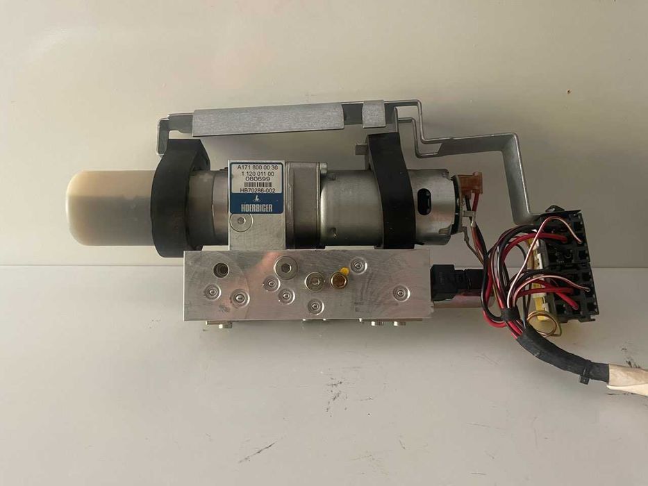 Гидронасос складной крыши Mercedes SLK R171 насос крыши