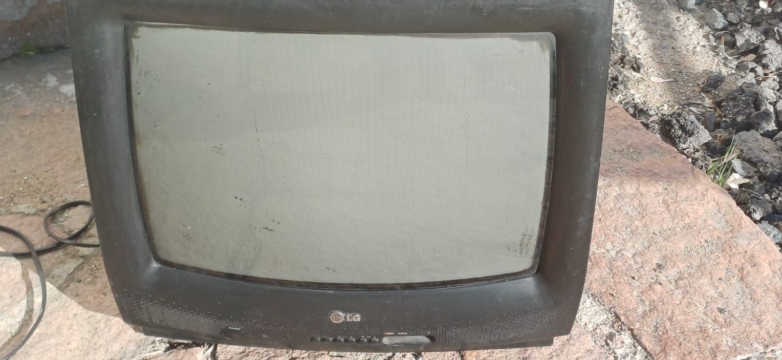 Телевизоры рабочем состоянии
