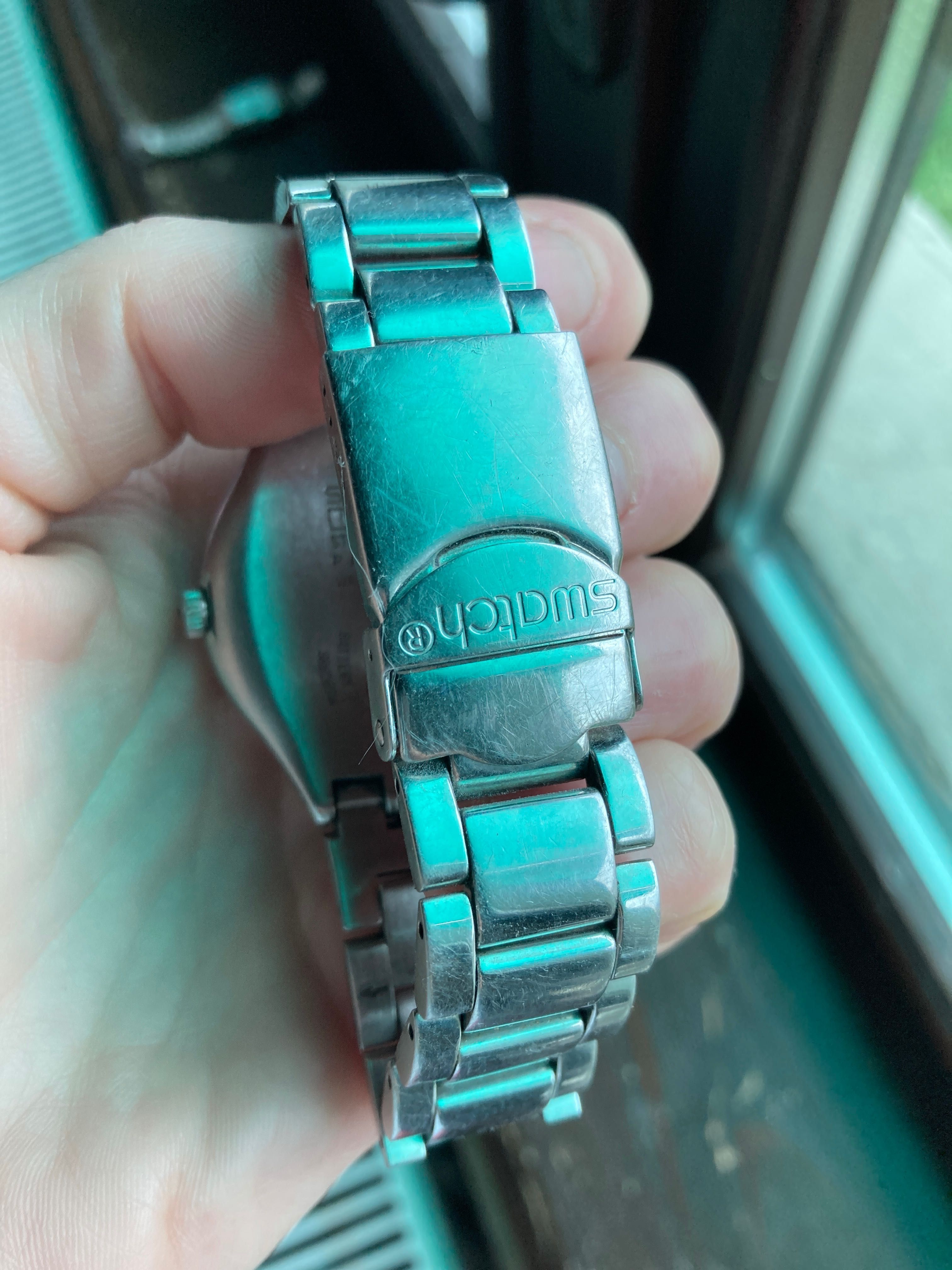 Часовник Swatch леки забележки