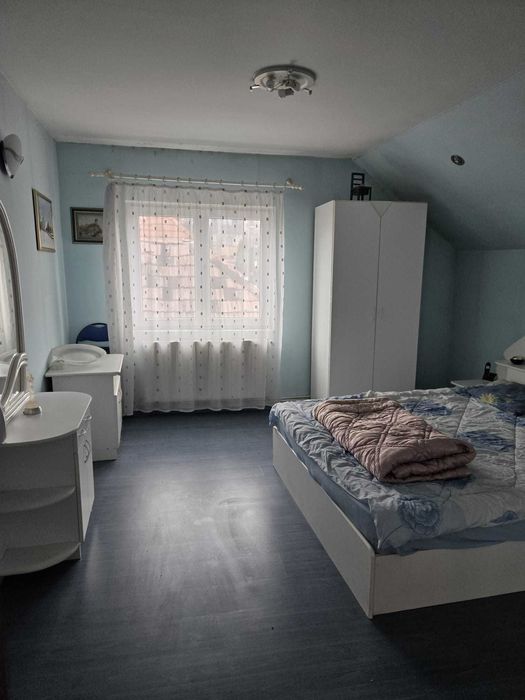 Casa individuală de vânzare