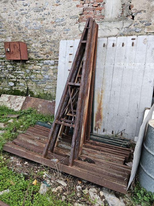 Масивни Метални стативи