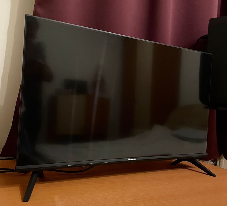 Televizor HISENSE LED 80 cm, smart, HD
