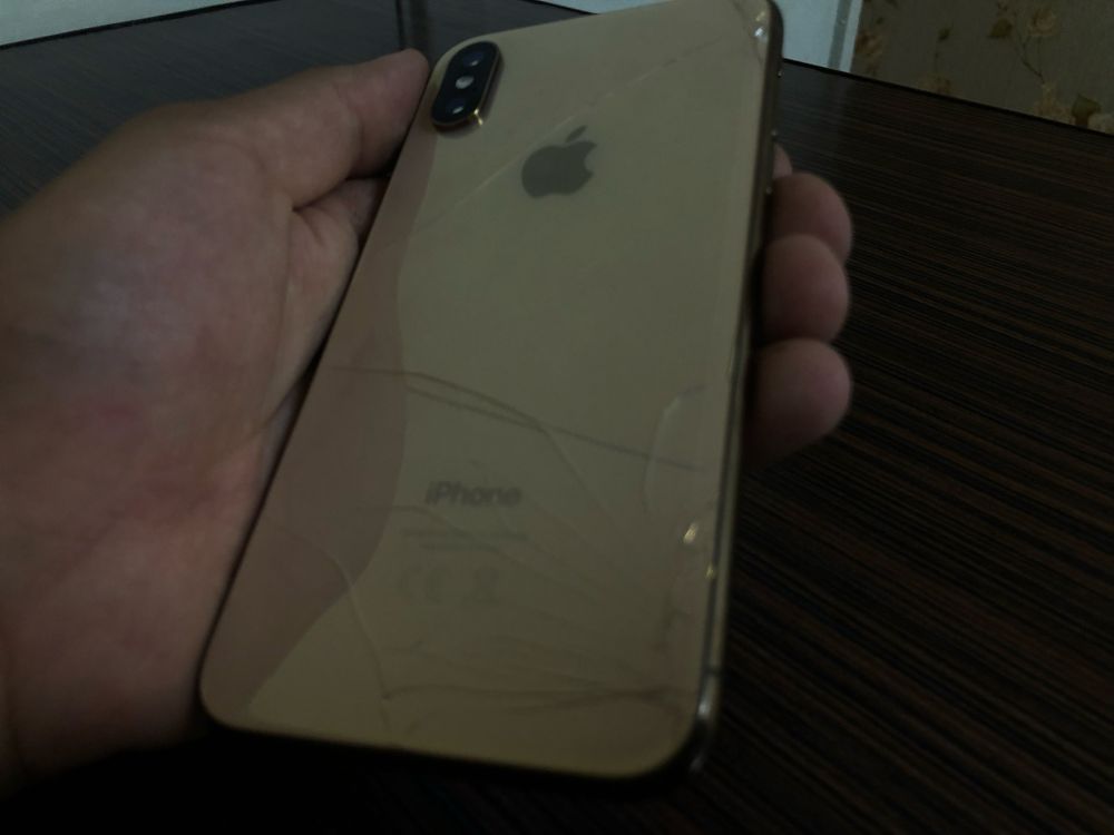 iPhone Xs 256GB.