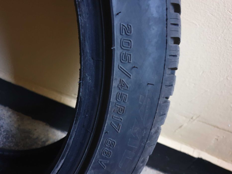 зимни гуми FALKEN EUROWINTER 205/45R17 88V XL