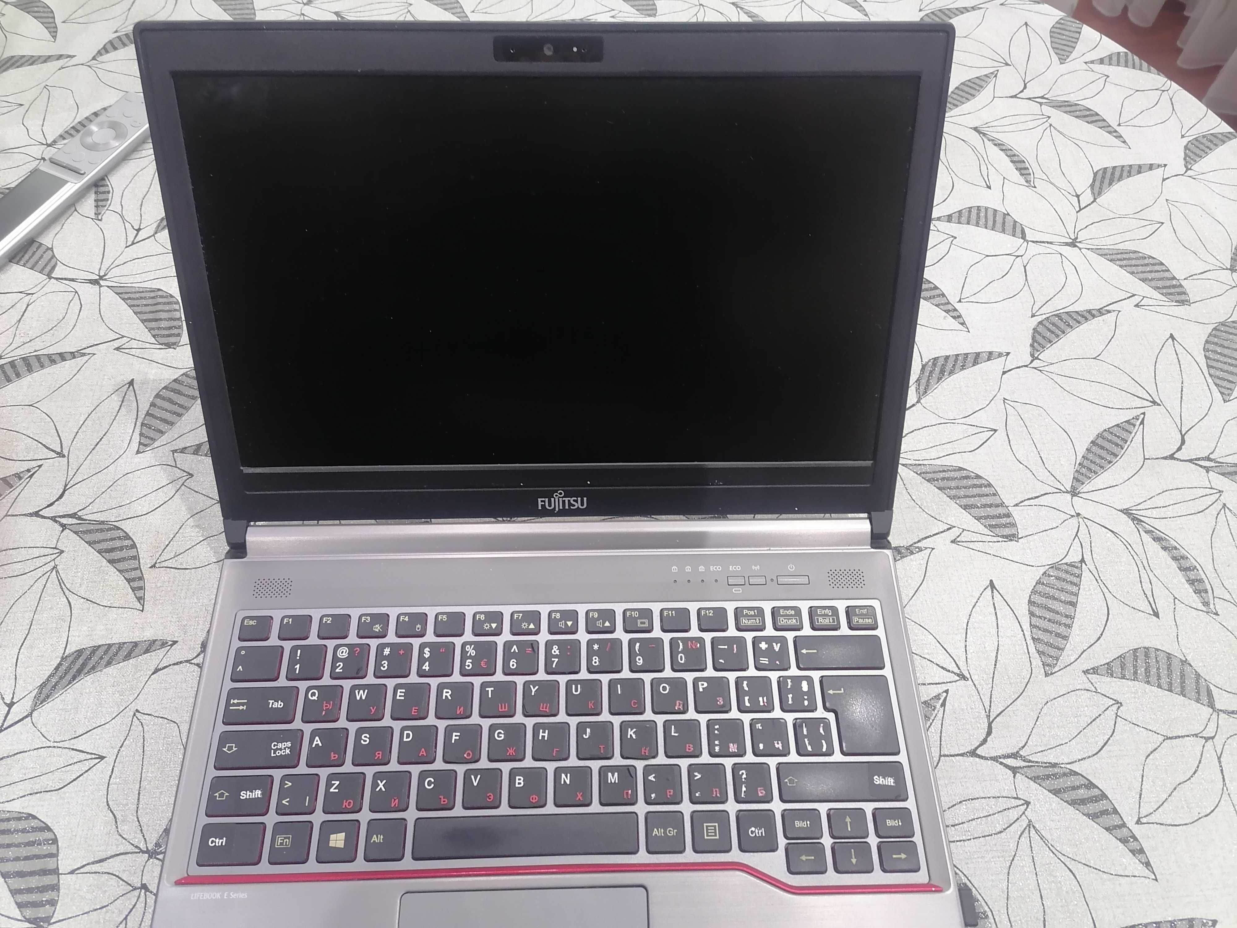 FUJITSU LIFEBOOK   14 "   E734     Intel Core I5