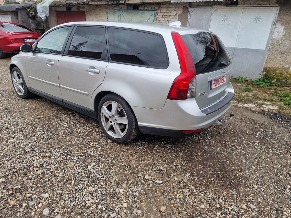 Dezmembrez Volvo Facelift V50/S40 1.8 benzina