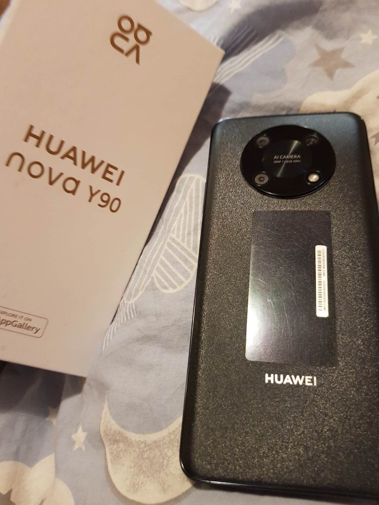Vând Huawei nova y90 nou în cutie cu încărcator plus husa