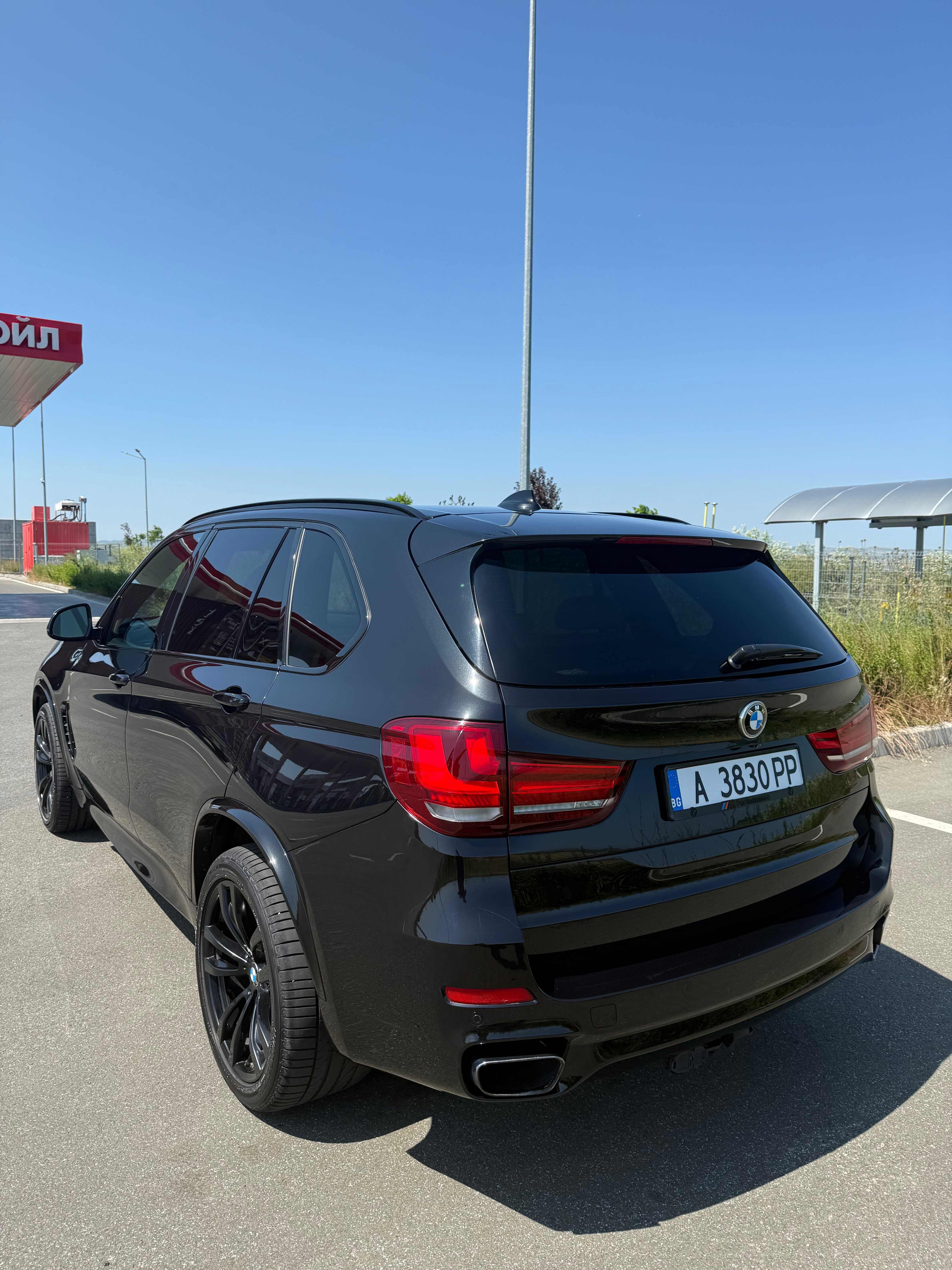 BMW X5 xDrive50i - 2016 г. / 112 000 км.