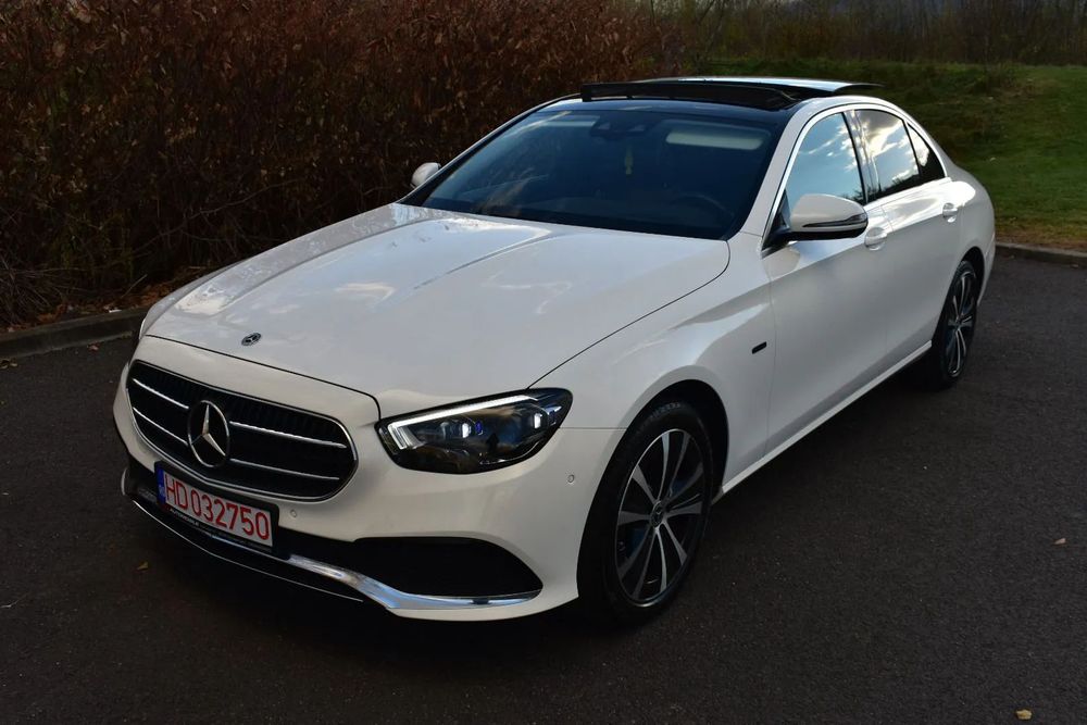 Mercedes-Benz E Mercedes-Benz E 300e 4Matic Aut.