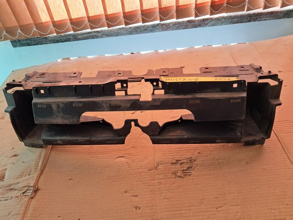 Грил решетка радиатор Ford Mustang