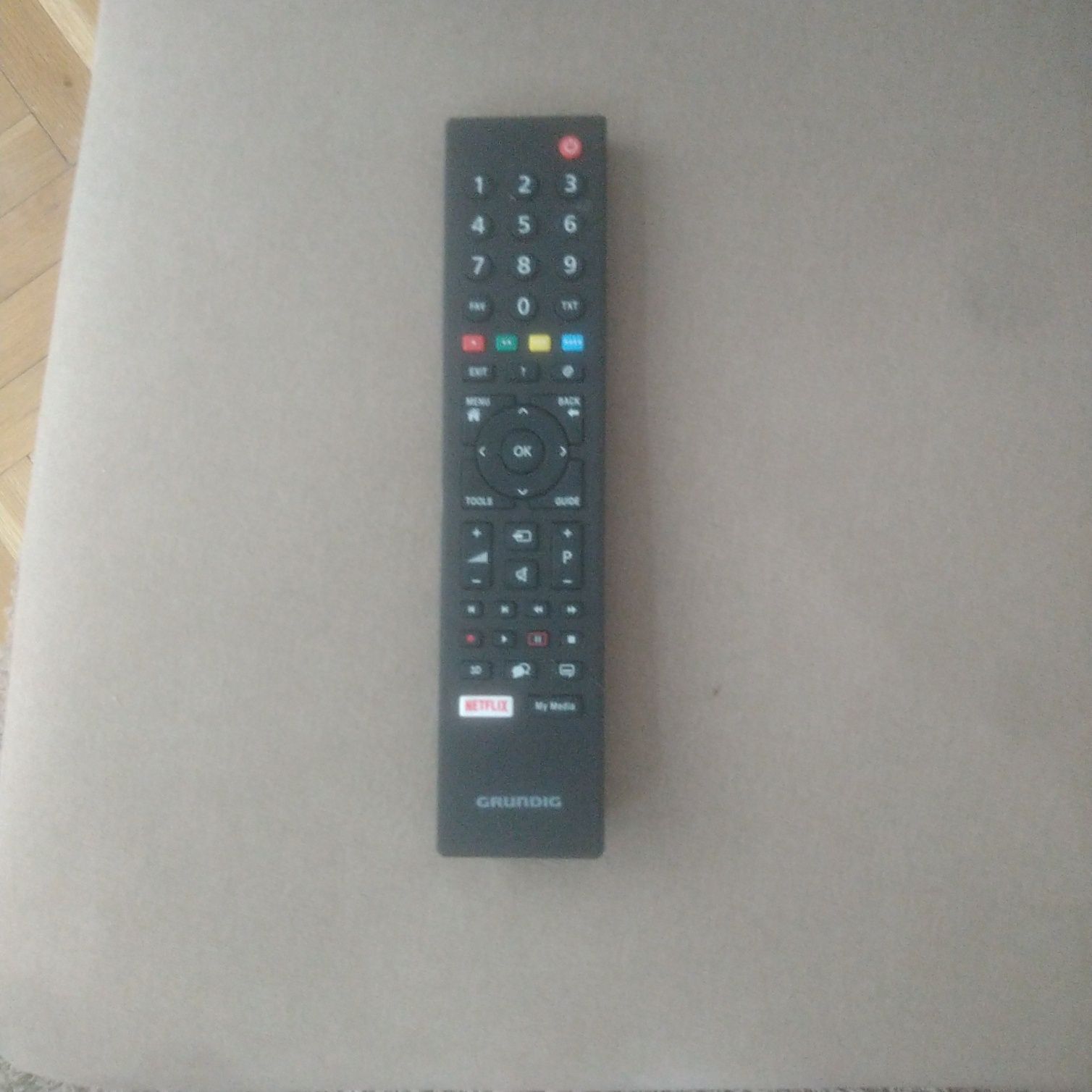 Дистанционно тв грундик смарт