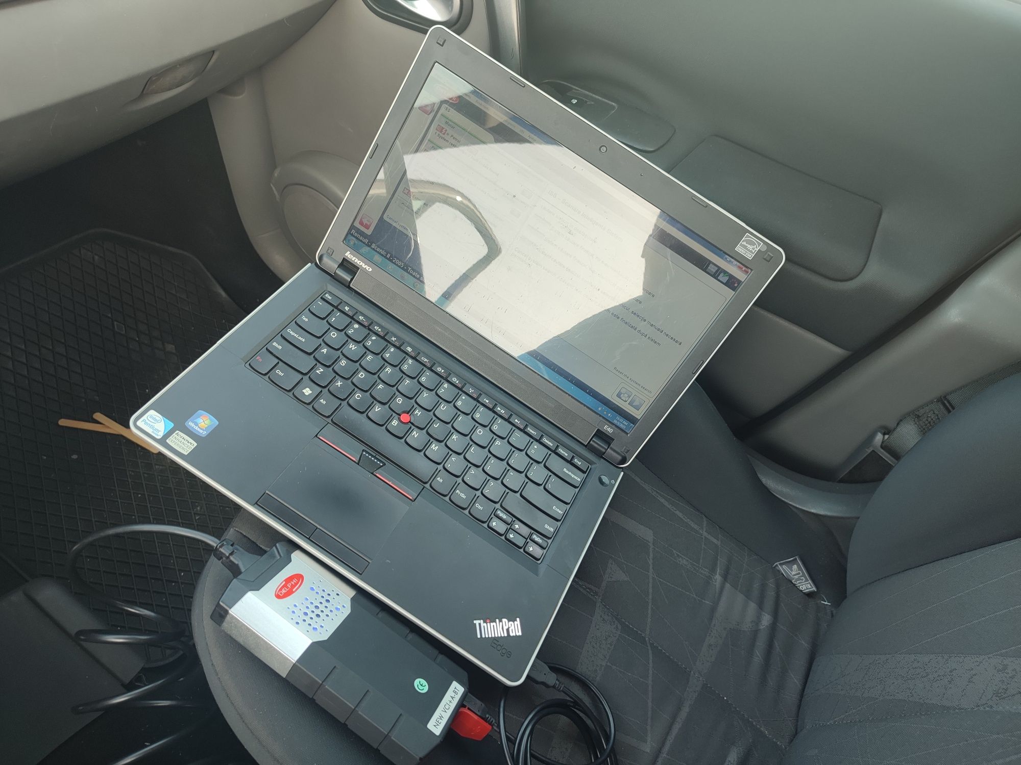 Diagnoza auto Delphi DS150E + laptop + cabluri + geanta