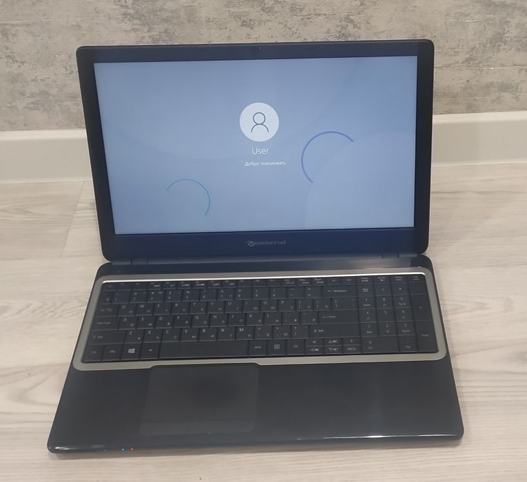 Ноутбук Асер в отличном состоянии