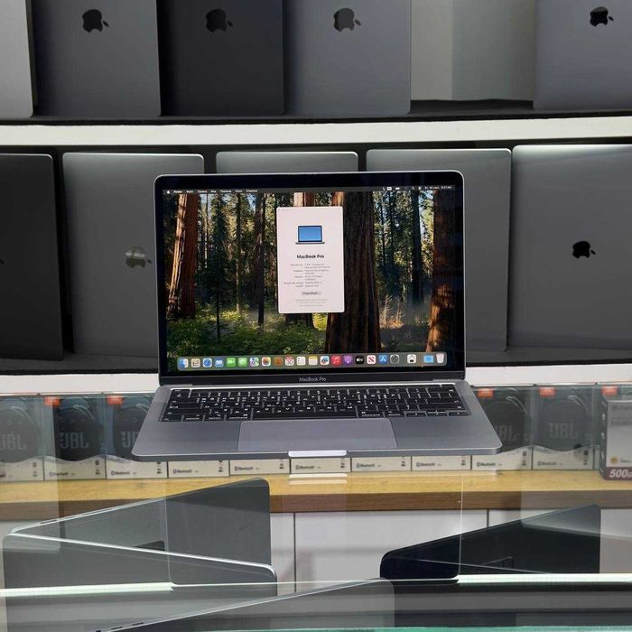 Macbook Pro 13 8/256GB