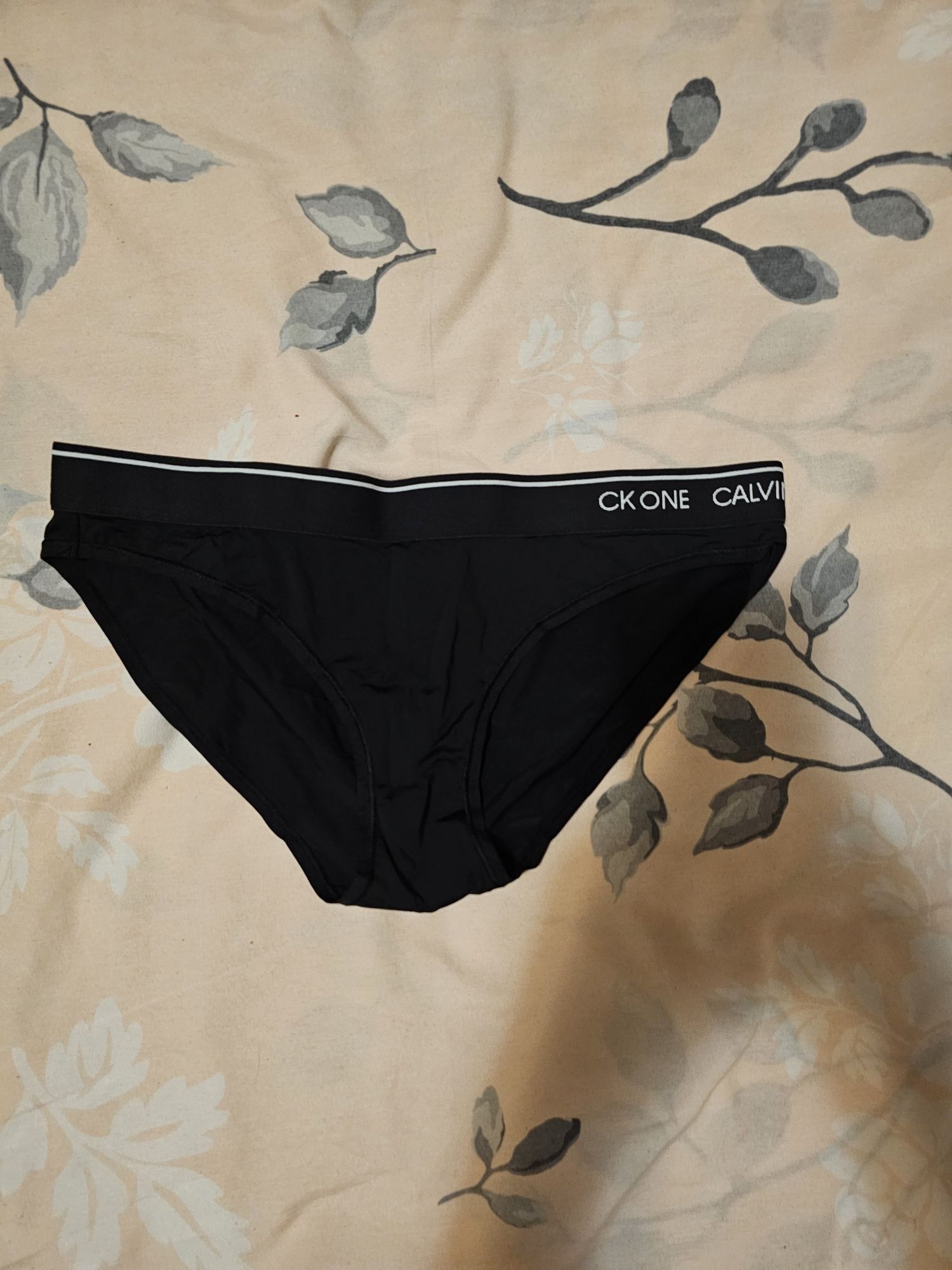 Бански Calvin Klein, Yamamay