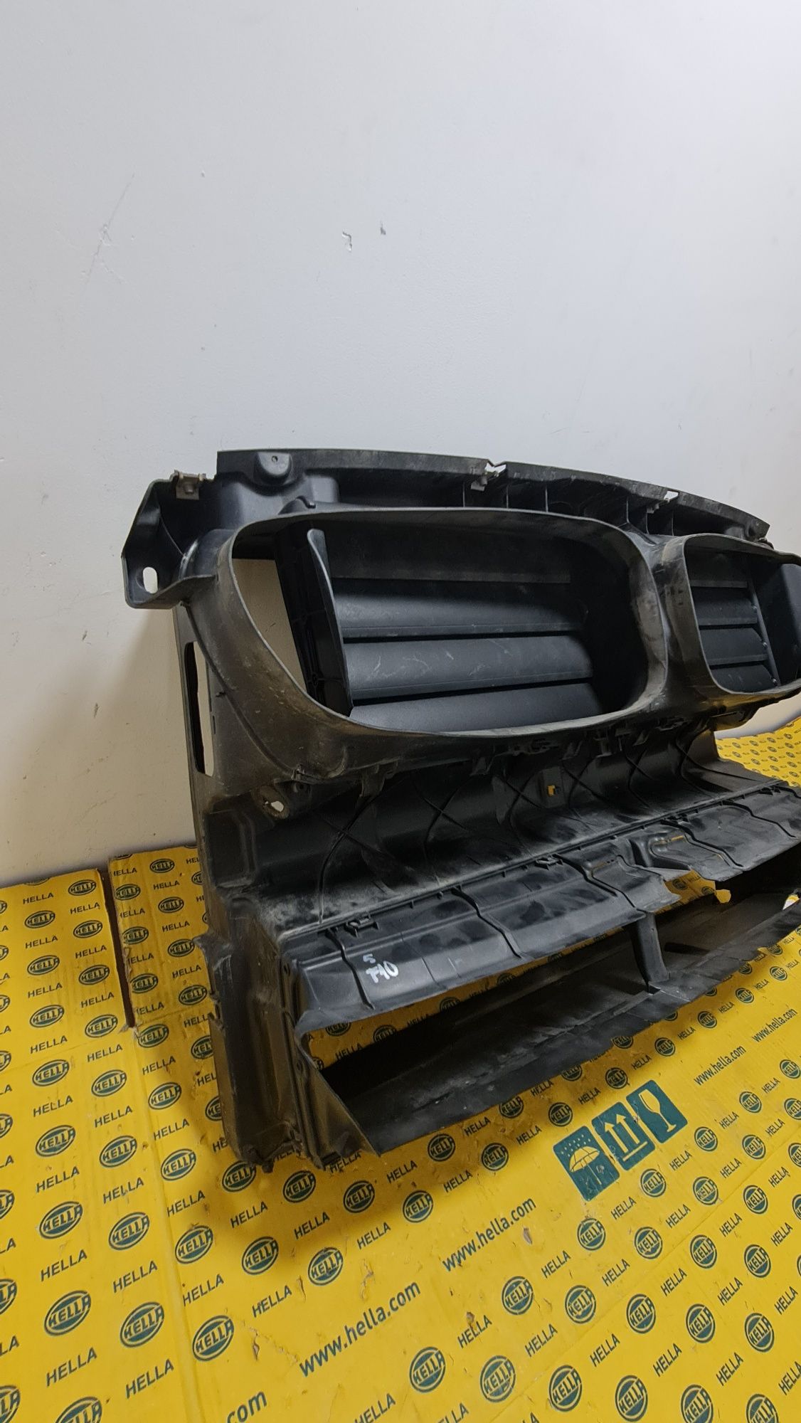 Trager hota clapete difuzor aer radiatoare BMW 5 f10 f11 7332893