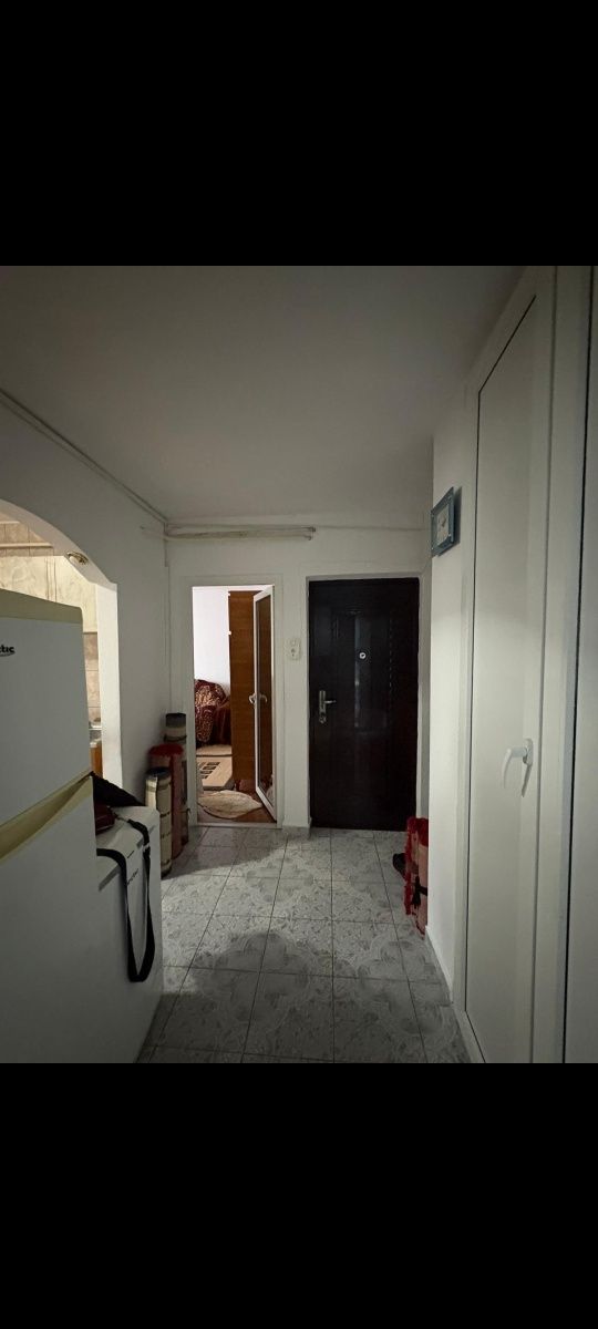 Vând apartament 2 camere