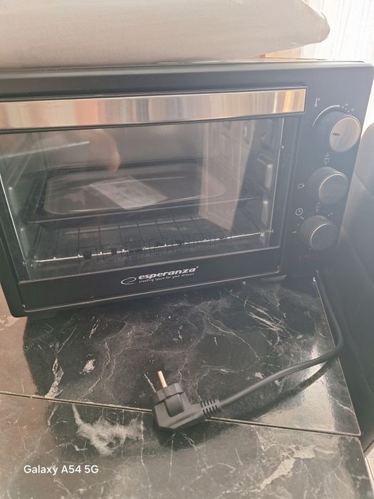 Mini cuptor  electric