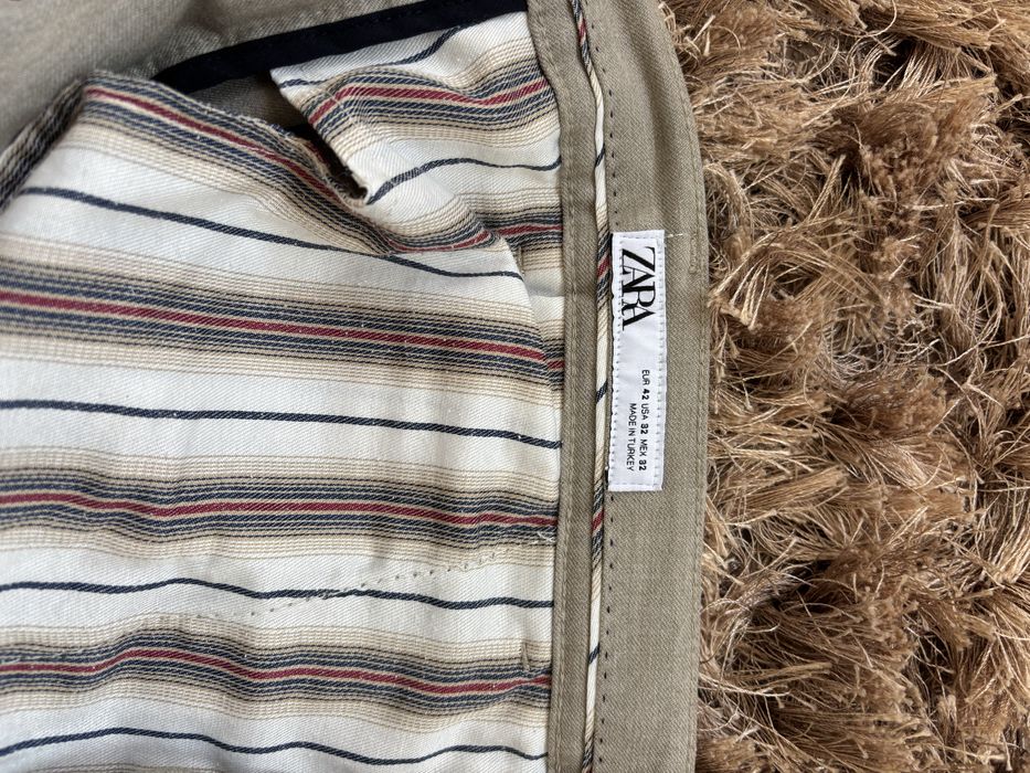 Pantaloni de bărbați crem – casual/smart-casual