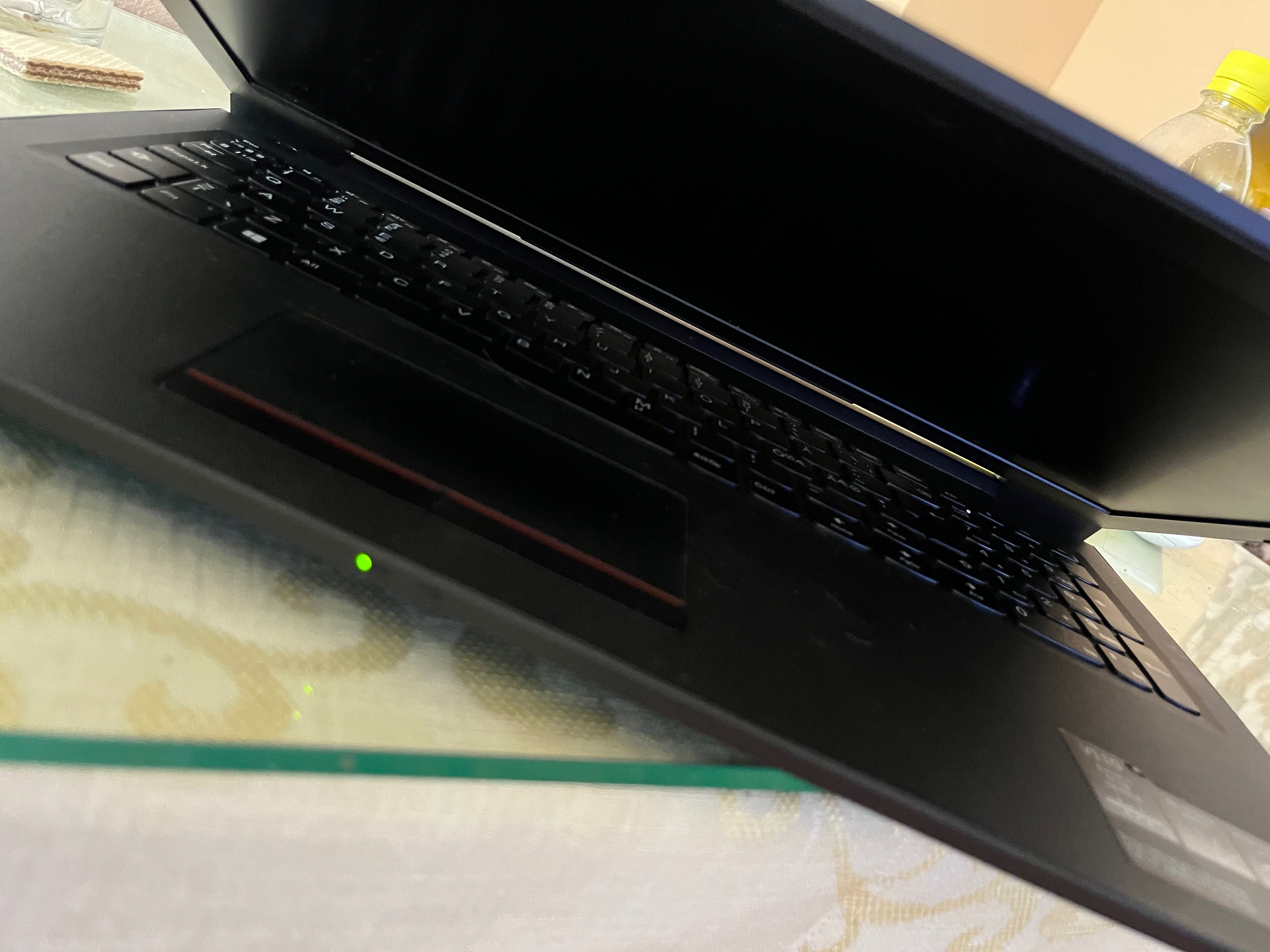 Продавам Лаптоп LENOVO  V 110 15