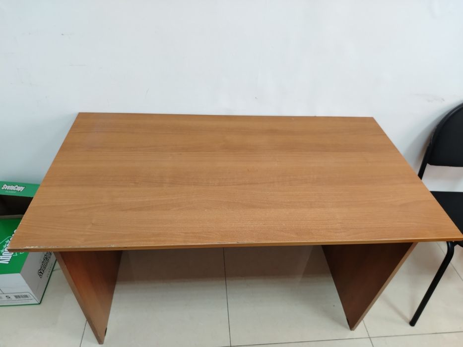 Стол офисный  продам