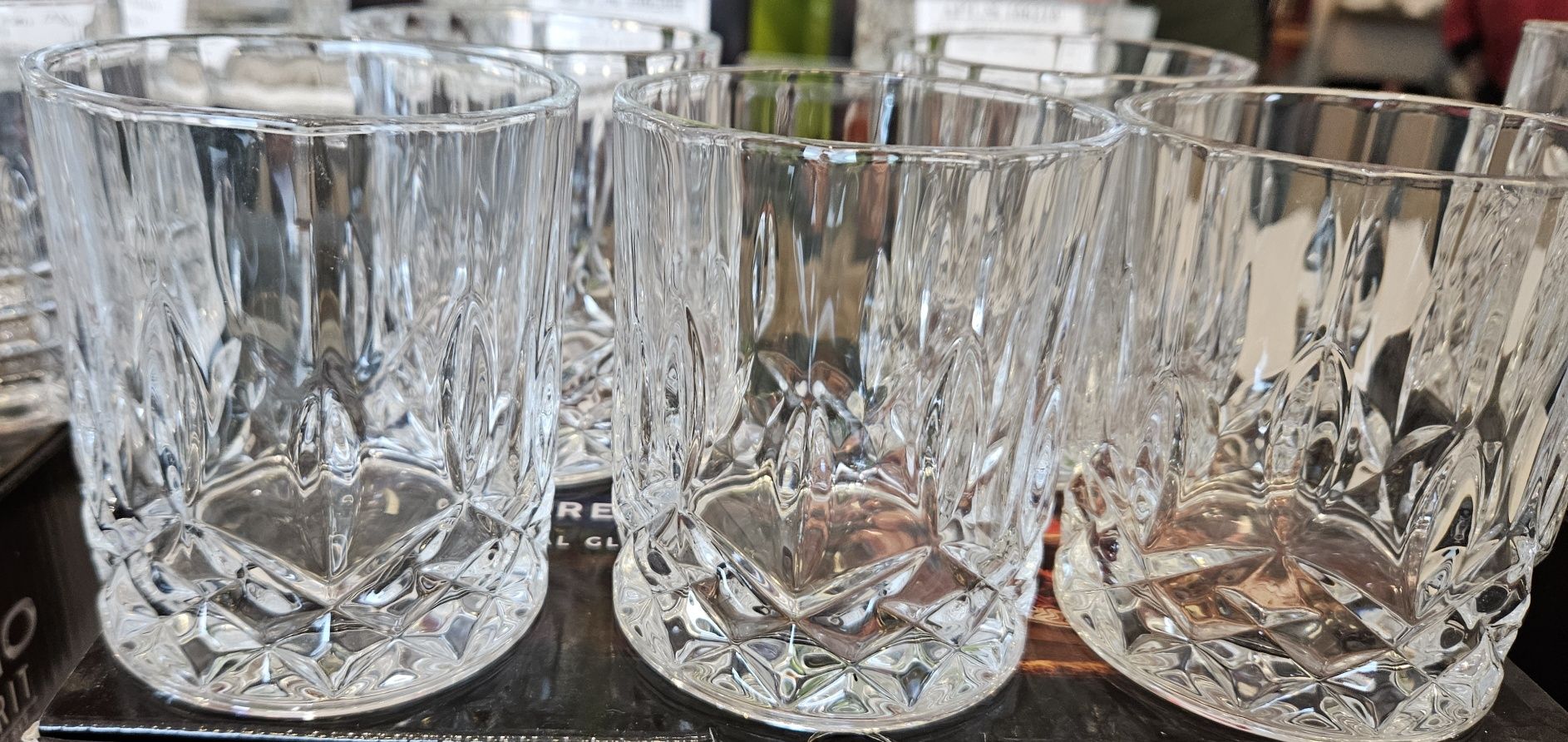 Кристални чаши за уиски