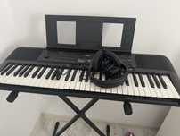 Pianina PSR-E383 Set