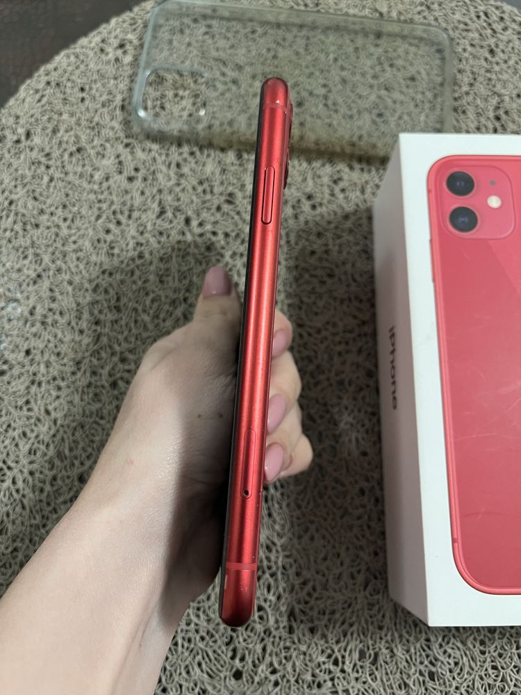 Iphone 11 RED червен 64 GB