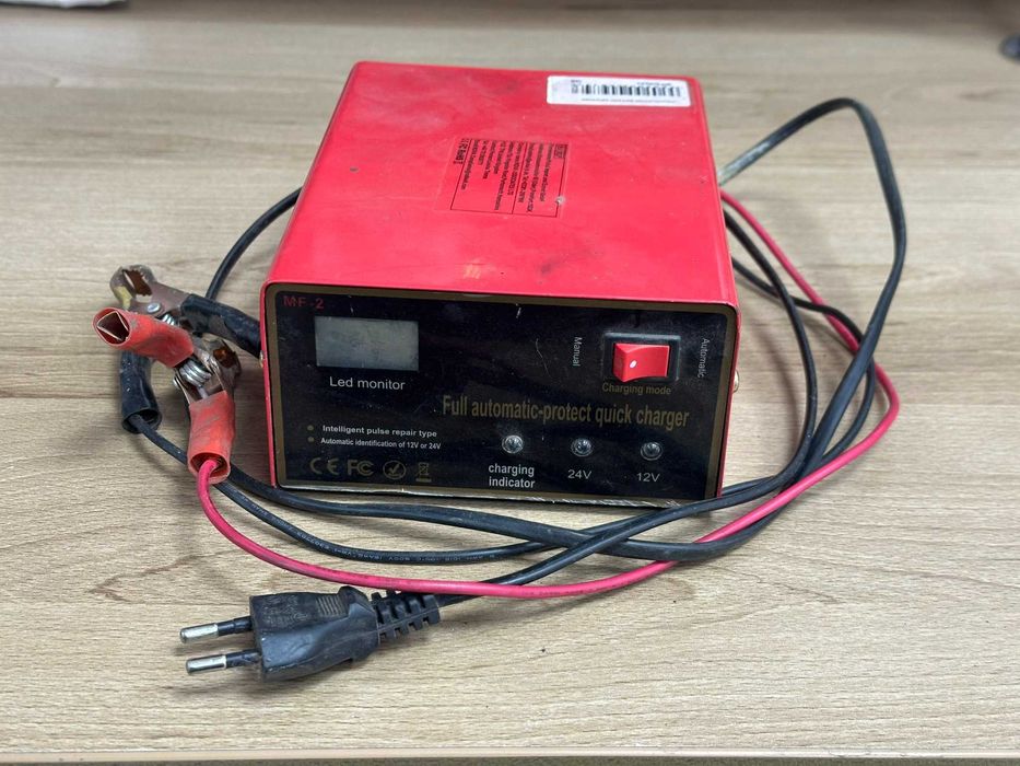 Incarcator auto 12v/24v inteligent- automat,protectie la supratensiune