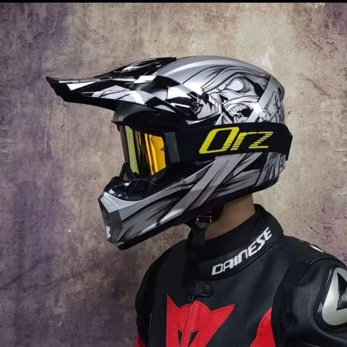Casca motocross nou nouța