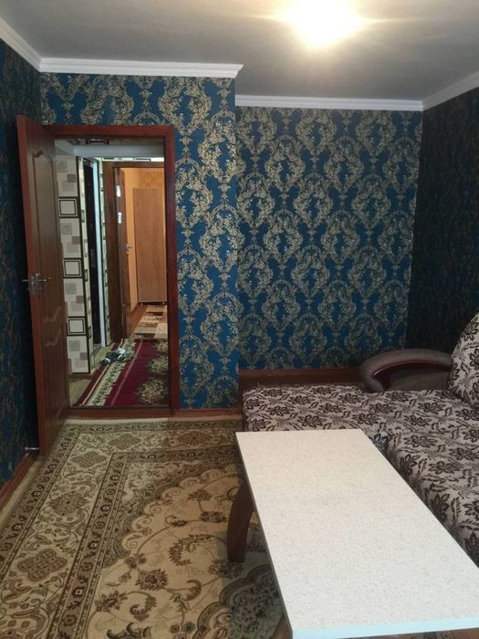 Абубакир розий Хумо супермаркети ёнида ижарага квартира