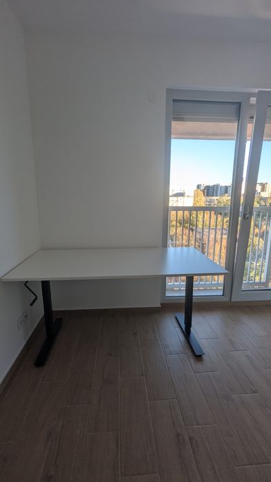 Birou inaltime reglabila