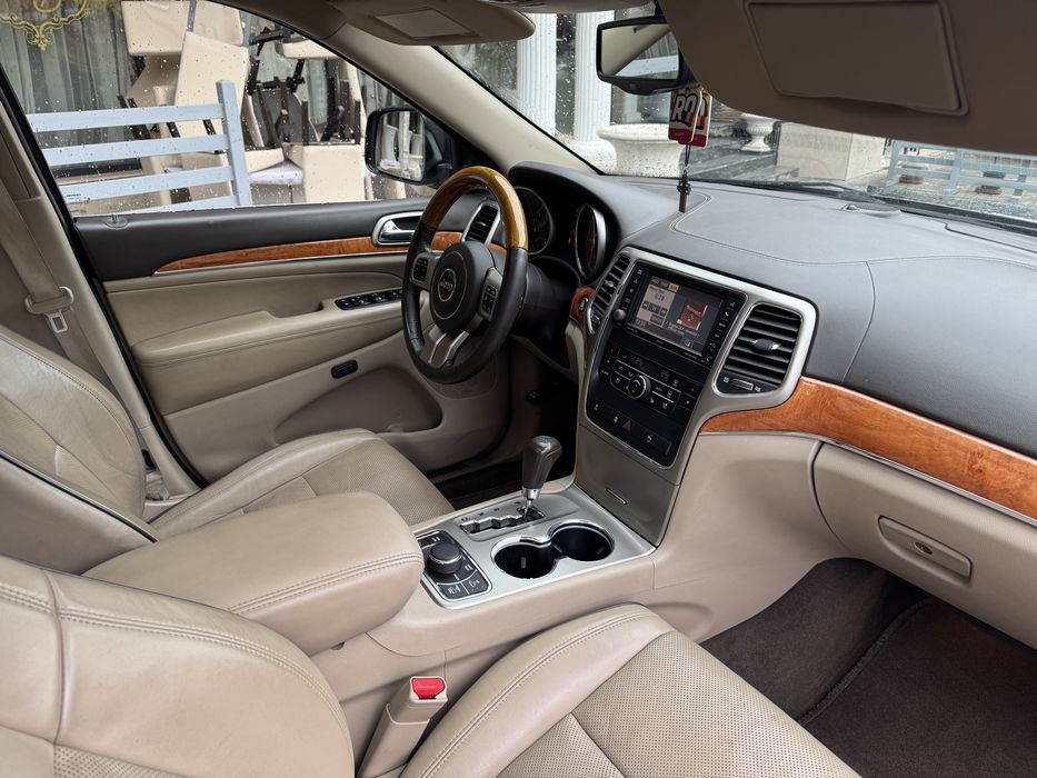 Jeep Grand Cherokee OVERLAND-Euro 5-cutie automata 4x4