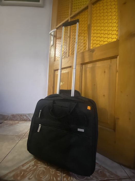 Geanta troller laptop