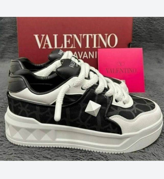 adidași Valentino Garavani One Stud 43