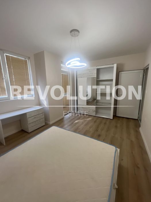 Дава се под наем Двустаен апартамент в Варна, Лятно кино Тракия - 60 кв.м за 650 € - Снимка #2