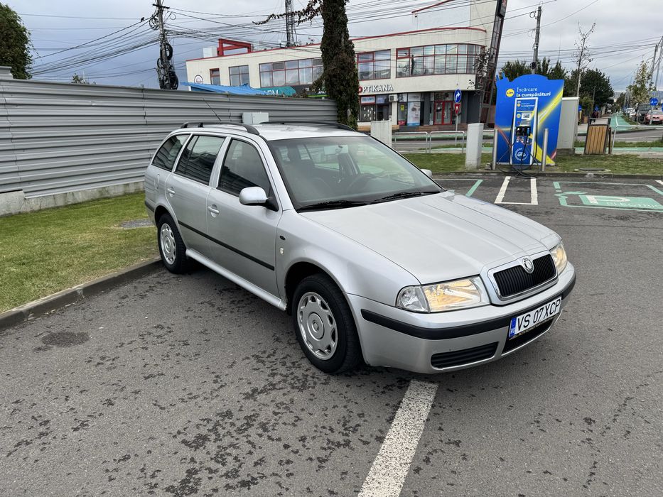 Skoda Octavia 1.6i