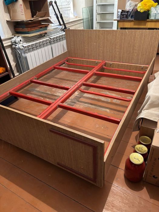 Продам кровать за дешево