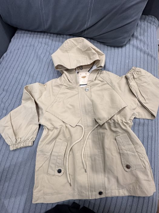 Тренч, ветровка для девочки